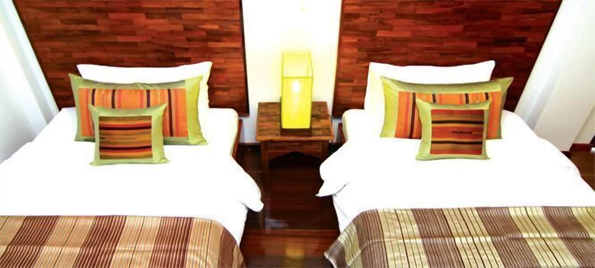 ท่าแพ บูธิค เฮ้าส์ Hotel เชียงใหม่ ภายนอก รูปภาพ