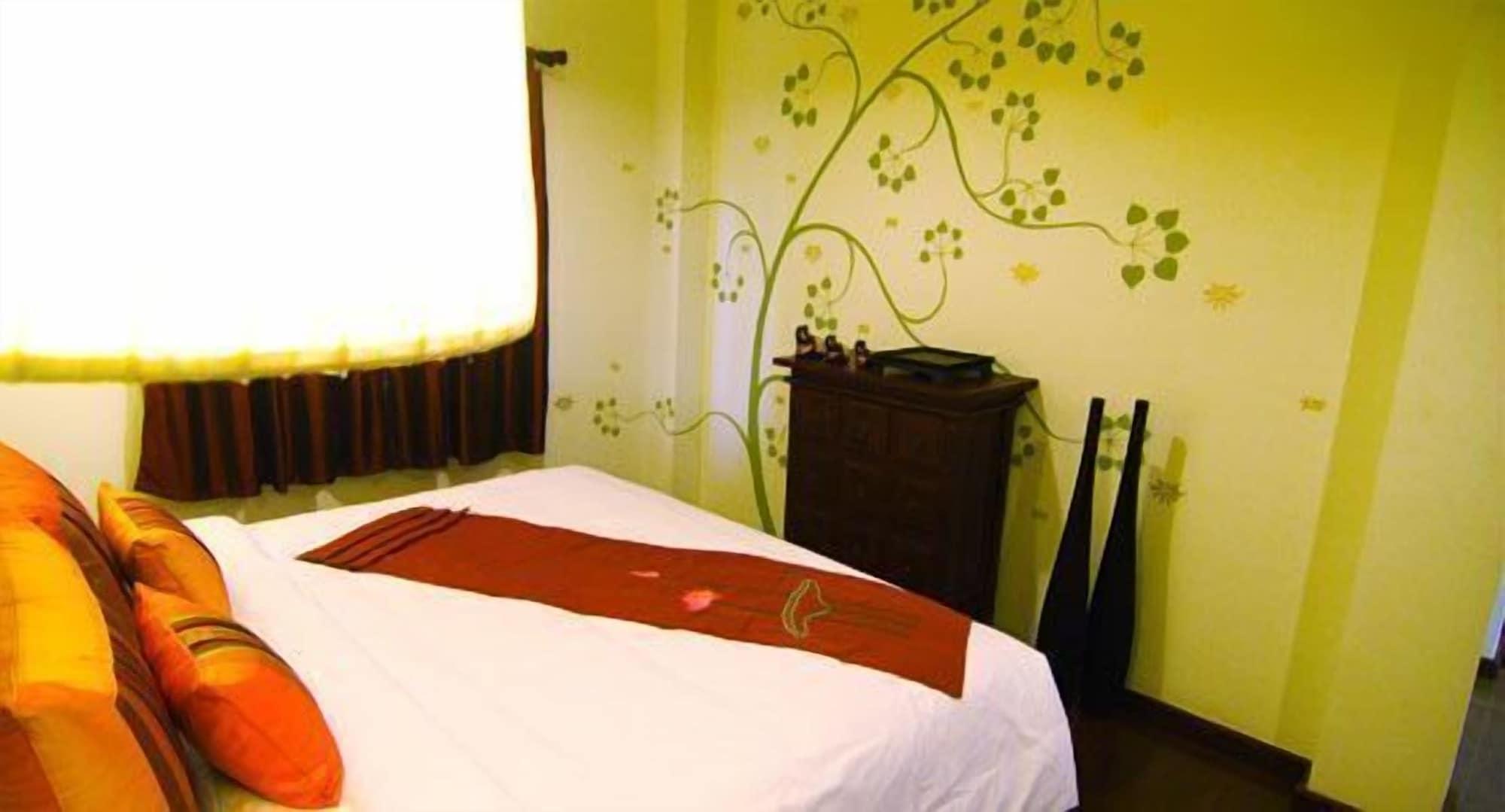 ท่าแพ บูธิค เฮ้าส์ Hotel เชียงใหม่ ภายนอก รูปภาพ