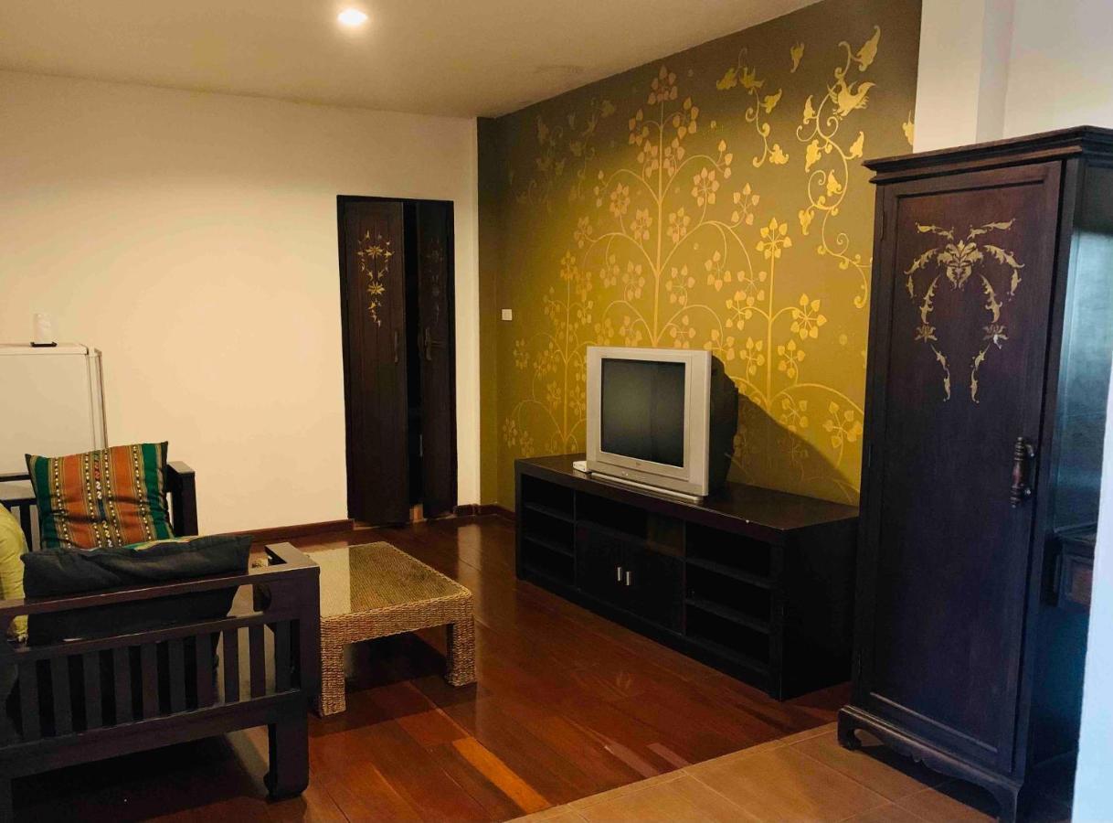 ท่าแพ บูธิค เฮ้าส์ Hotel เชียงใหม่ ภายนอก รูปภาพ