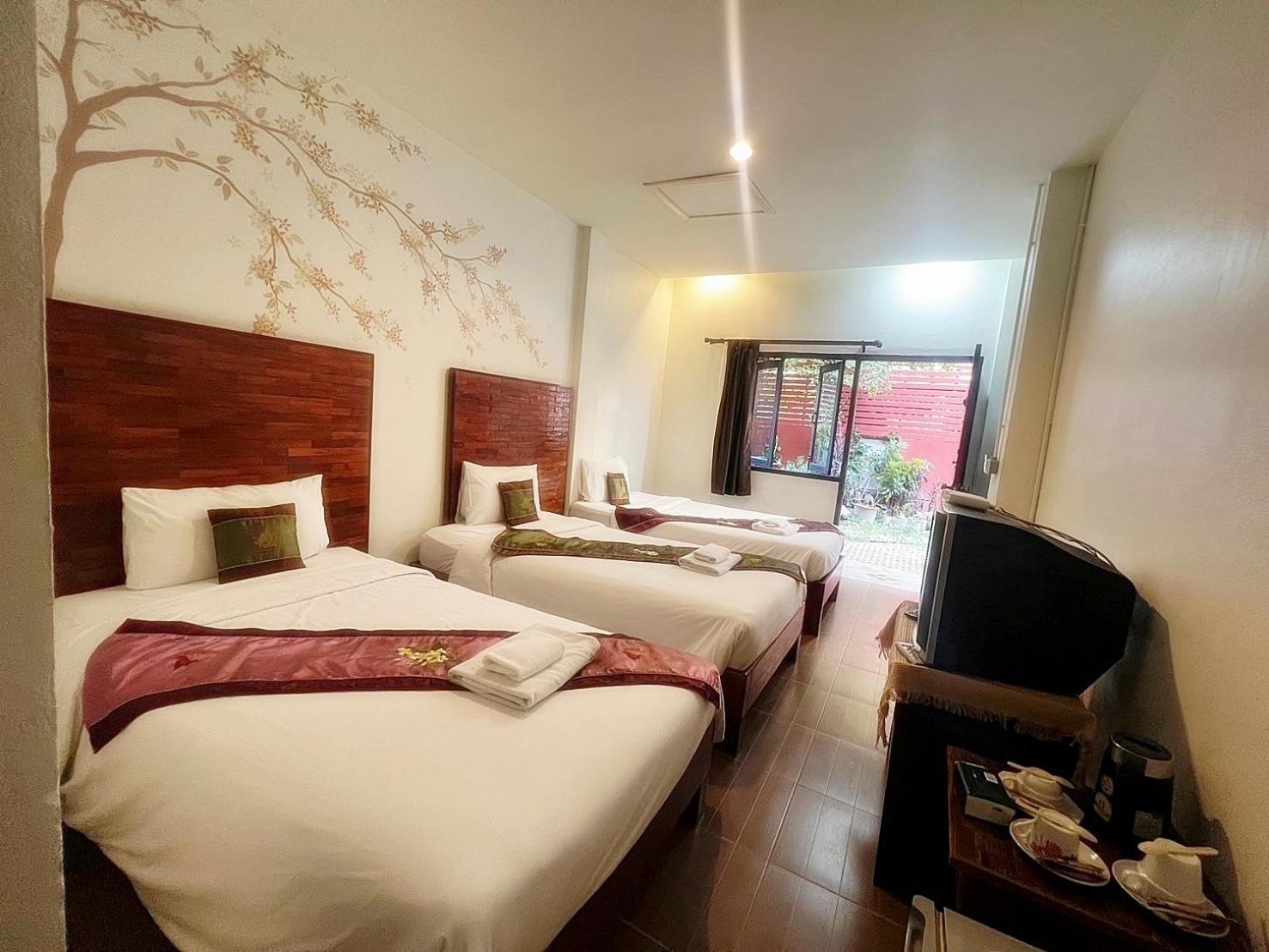ท่าแพ บูธิค เฮ้าส์ Hotel เชียงใหม่ ภายนอก รูปภาพ
